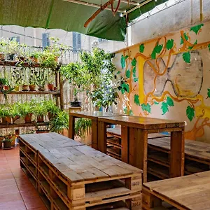 A Casa Di Amici Vandrerhjem